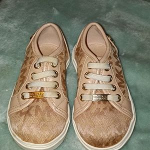 Michael Kors rose leather shoes